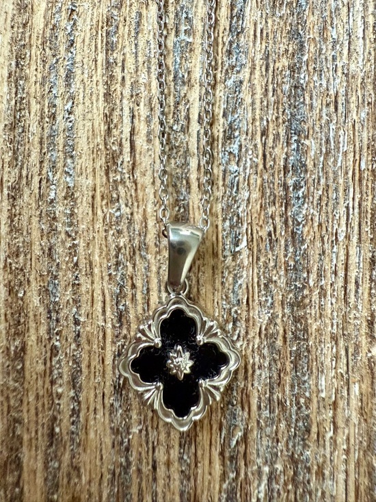 Silver Necklace with Black Clover Pendant - NEW - Picture 2 of 3